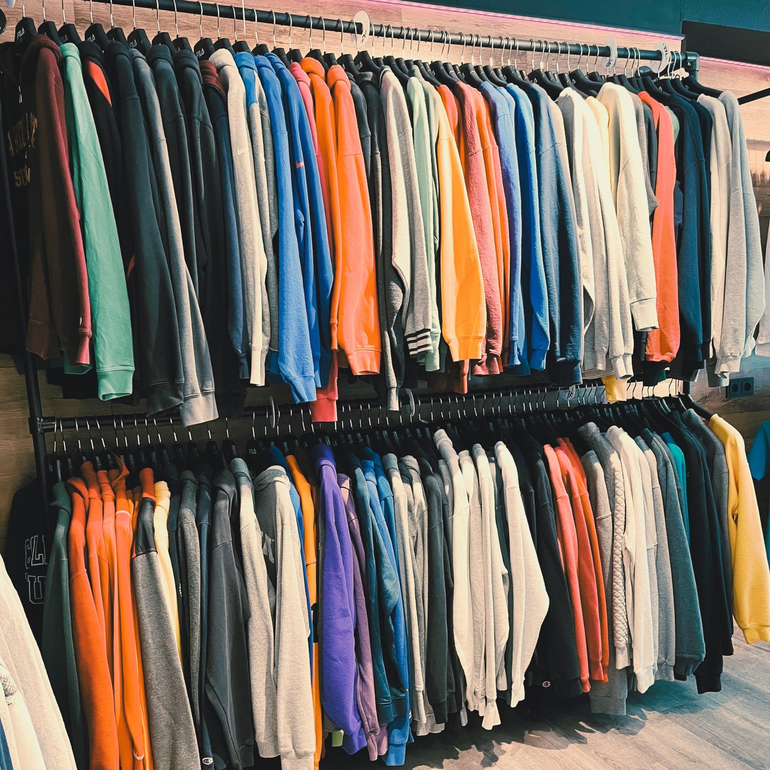 Hoodies & Crewnecks American Vintage Store